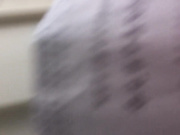 棍哥办公楼WC雅拍女白领-初露锋芒162尾随少女入厕拍她小便.之后电梯上与她交谈