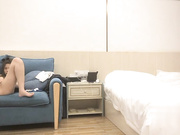 午夜寻花酒吧啤酒销售小妹口交上位骑乘