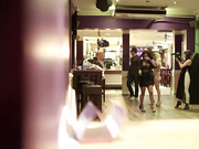 淫荡人妻台球桌上进行粗暴狂欢性爱高潮