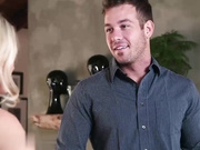 妻子卡拉·库什得到丈夫的许可与大鸡巴朋友上床