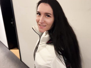 滑雪后，继母与继子同床共枕