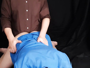 娇羞的COS少女 摄影棚被猥琐不敢反抗  乖乖配合做爱