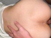 无套后入，狠操妹子出白浆，近距离拍摄阴茎抽插细节