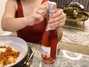 烛光晚餐后的第一次肛交性爱