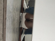 國內廁拍大神路邊尾隨進入公共女廁偷拍各式美女少婦如廁 有個花布鞋妹子的白虎逼逼不錯很幹凈 1080P高清原版