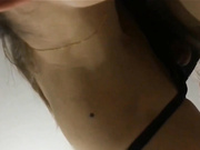 樣貌漂亮的氣質美女打工妹子下班後被公司中年男領導帶入出租屋瘋狂啪啪 各種姿勢嘗試幹得嗷嗷直叫 國語高清