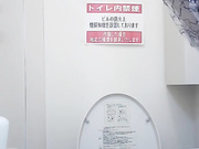 某站最新流出-商場公共女廁偷拍各式美女少婦如廁噓噓 有個黑絲藍裙美女的逼毛性感誘人 720P高清原版