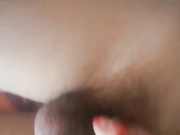 韵味十足的气质老板娘被老公干爽后发了个小福利,尽让自己的妹妹脱光衣服让老公继续操,普通话淫荡对白！