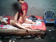 棚戶區站街妹系列之2連發猥瑣小夥光顧老相好 貌似有點饑渴幹得太猛了 720P高清