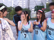 [STCV-557] 【流出映像】大学バスケサークル女子4人組が《バスケ街コン》で出会った男たちと大乱交 - 1of5