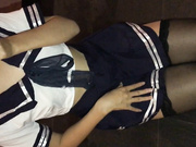 清純漂亮學妹與男友瘋狂啪啪 穿著情趣制服吊帶黑絲挑逗 跪舔雞巴沙發上嘗試各種體位 浪叫聲不斷～1080P高清無水印