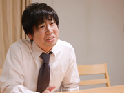 [JUR-289] 人妻秘書、汗と接吻に満ちた社長室中出し性交 すべての社長が望む愛人秘書の理想郷。 栗山莉緒 【破解】 - 2of5