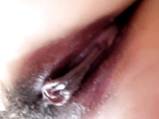 丝袜高跟露脸美美哒小少妇跟小哥激情啪啪，让小哥吃奶玩逼舔弄骚穴，口交大鸡巴无套插入，揉着奶子后入爆草