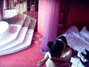 对白清晰情趣酒店TP小胖墩和身材高挑美女激情抱着美女去浴缸