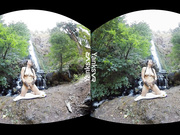 Tasty Teases Her Clit in Virtual Reality