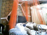 喷血推荐-红帐房偷拍很有文艺气质的美女和男友开房还说看到有酒店偷装摄像头,特意检查了下,结果还是中招了,绝对极品!