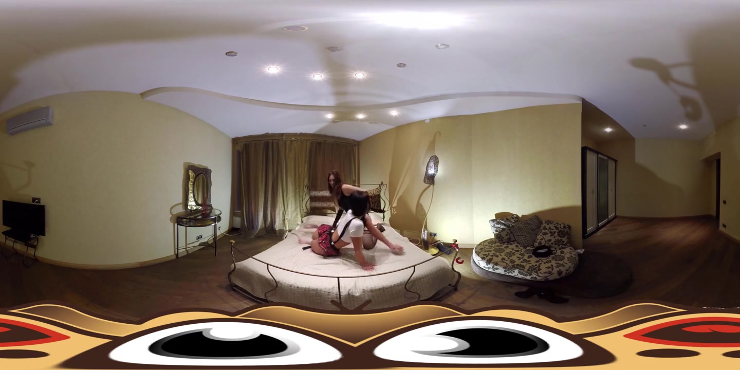 Virtual porn Dominator punishes hot college babe in lesbian BDSM