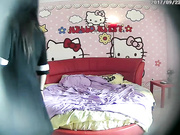 哈喽KT情趣套房偷拍饥渴的少妇下午和单位同事开房貌似射了几次还没有满足