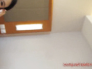 对白有趣牛人冒充星探忽悠想一夜成名暴富的90后美女拍写真难得一见的白虎嫩逼