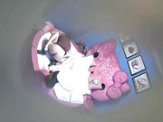 精品小旅馆情趣房偷拍一对文化范的技术控情侣为了更贴近肌肤相互刮对方性器官的毛毛