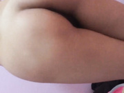 就没见过这么骚的人妻少妇怀着小宝宝还这样浪身材好奶子大脱光扭臀晃腰各种诱惑动作旁边男的貌似在打飞机