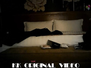 KK哥（富一代CaoB哥）最新-双飞2个颜值可人肤白貌美的22岁极品淘宝模特,轮流换着操,嫩的要出水.高清无水印!