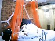 酒店偷拍高挑性感的女神级超短裙黑色内裤美女衣服还没脱完就被扯掉内裤爆操,狠狠连操了2次!长腿美女!