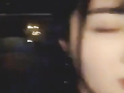 高颜值性感美女主播夜晚开着奔驰车去接粉丝网友路边玩车震,操的淫声浪语,太舒服没控制住被内射了,全程国语!