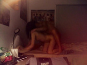 新加坡华裔网友和女友宿舍啪啪晒恩爱女友身材好很是让人羡慕