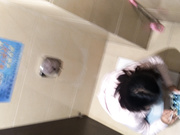 4K大神原始版超清开闪光灯厕拍高跟玉腿女白领 拍完出来又向她推销平安保险