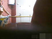 盗摄某公司女浴室女雇员洗浴视讯（二）