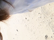 包皮哥海边艳遇离异富姐大冷天直接脱下裤子就在户外无套啪啪720P高清无水印