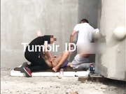 汤不热流出某大神博主把老婆绑在景区的石洞里叫来几个单男来玩