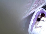 大波丰满有钱女开好房等待情夫中年大叔经验丰富体力充沛连干2炮很牛逼的体位干的妹子欲仙欲死呻吟不断