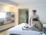 听兄弟介绍网约口活超厉害的上门服务商务美女换上开裆黑丝使劲肏她爽叫个不停国语对白