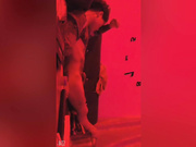 风骚大波TS陈静，口活跟女优一样好，舔的小哥痒痒的，一顿猛操射进她的深喉里！