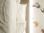 老哥探花约了个黑衣少妇TP啪啪 沙发扣逼69互舔床边大力猛操非常诱人 很是诱惑喜欢不要错过