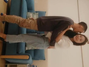 酒店网约年轻漂亮的大奶美女上门服务,妹子开始还有点害羞,扒光衣服没插一会淫水直流淫叫：哥哥喜欢小骚逼吗，好痒啊