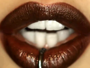 极品超诱惑的美女人妻伤心哭泣马上去安慰讨好没效果 最后把大鸡巴露出来美女就高兴了插入用力猛操啊1080P高清