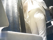 刁钻角度偸拍国内某夜店KTV女卫生间多位漂亮气质美女嘘嘘不坐着尿全部高高撅起大屁股尿