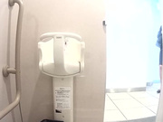 盗站最新流出写字间公共蹲厕双视角偸拍各种类型气质美女白领方便灰丝美女拉完屎不走坐旁边玩电话