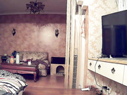 黑客破解家庭水滴摄像头偷拍豪宅里很能折腾的有钱淫看女主吹箫的样子很像香港女星杨XX