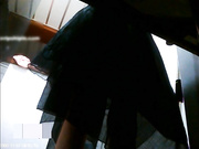 【全網推薦】【經典盜錄】趴窗窺視良家人妻少婦洗浴護膚 雪白肌膚堅挺美乳看得讓人欲火焚身 720P原版高清