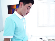 女友表妹勾引我，按耐不住上了她