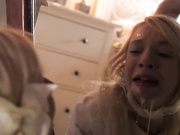 温驯可爱美少女竟被哥哥当成飞机杯用力爆肏