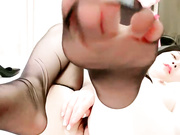 丰乳肥臀网红脸红唇妹子白皙大屁股翘起来假吊插入骑坐