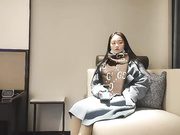 步宾探花约了个高颜值蓝色外套妹子啪啪，性感内衣特写摸逼舔奶抬腿抽插猛操