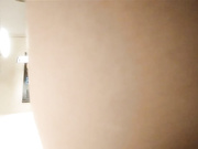 高价约丰满性感的大胸美洗澡时按奈不住开操