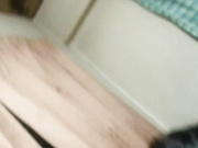 杭州微信约的做美容的小姑娘,外表清纯没想到那么骚,没摸几下流的水把内裤都弄湿了,BB超嫩超紧,搞了半天才进,露脸,国语！