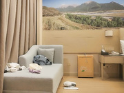 此女莫非是经过东莞ISO认证了，服务非常好